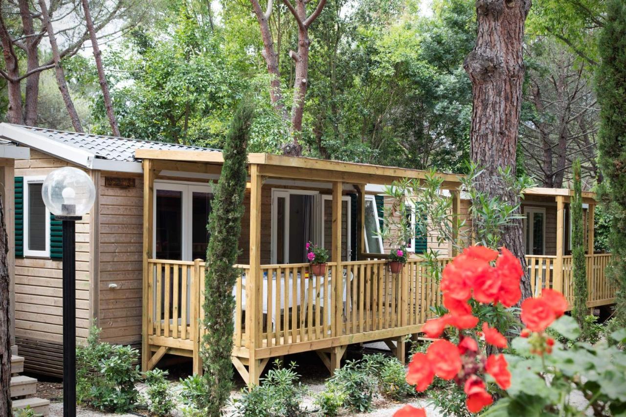 Camping Village Il Gineprino Marina Di Bibbona Exterior foto
